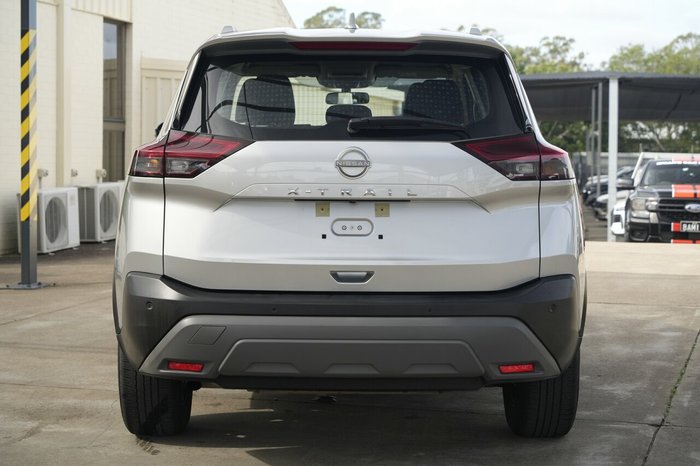 2025 Nissan X-TRAIL ST