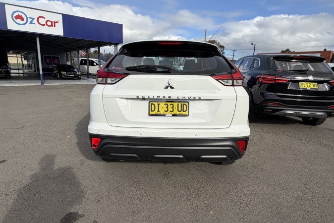 2024 MITSUBISHI ECLIPSE CROSS ES (2WD)