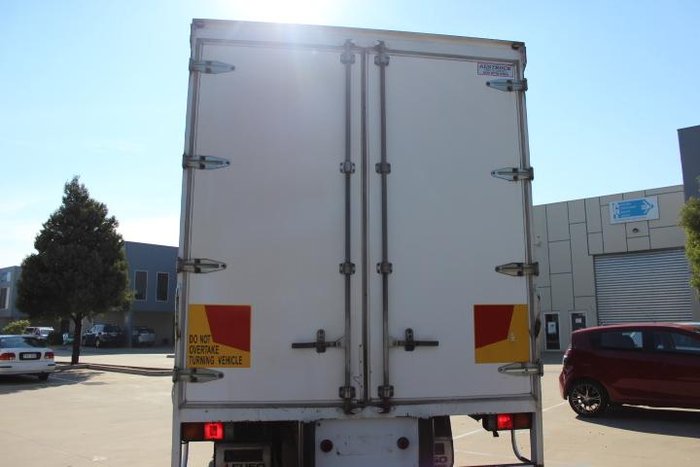 2012 Fuso Fighter 1024 WHITE