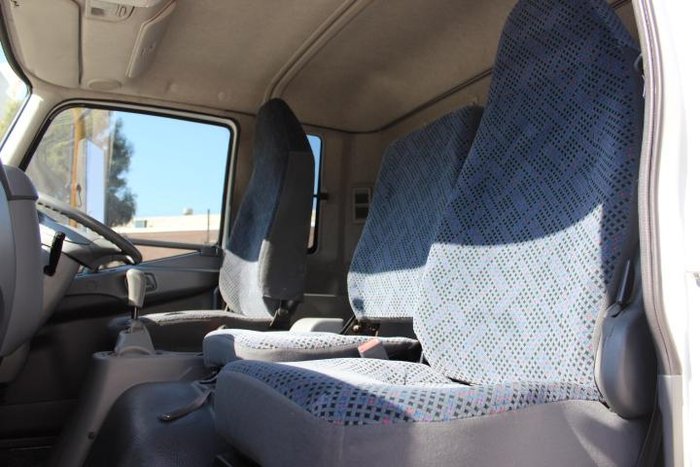 2012 Fuso Fighter 1024 WHITE
