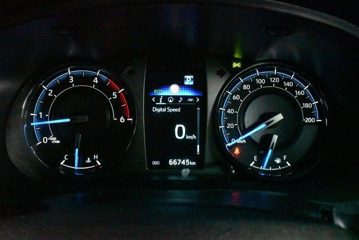 2022 Toyota Hilux Rugged X