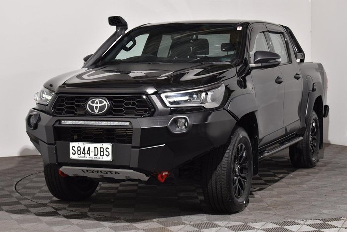2022 Toyota Hilux Rugged X