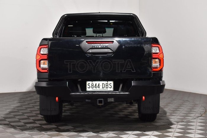 2022 Toyota Hilux Rugged X