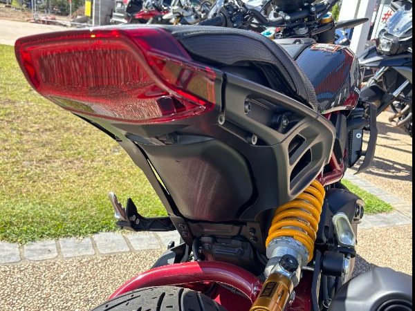 2024 Indian FTR R 1200 CARBON Black