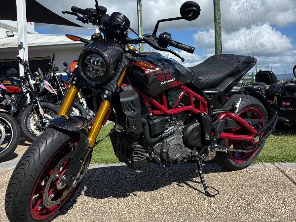 2024 Indian FTR R 1200 CARBON Black