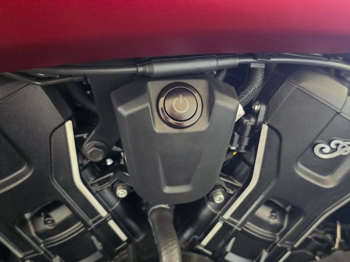 2025 Indian SCOUT BOBBER Red