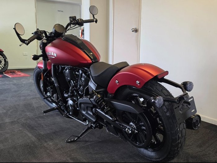 2025 Indian SCOUT BOBBER Red