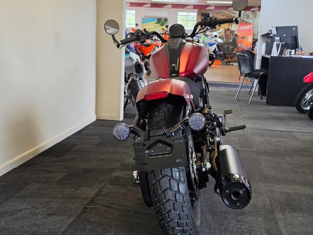 2025 Indian SCOUT BOBBER Red