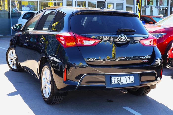 2014 Toyota Corolla Ascent Sport