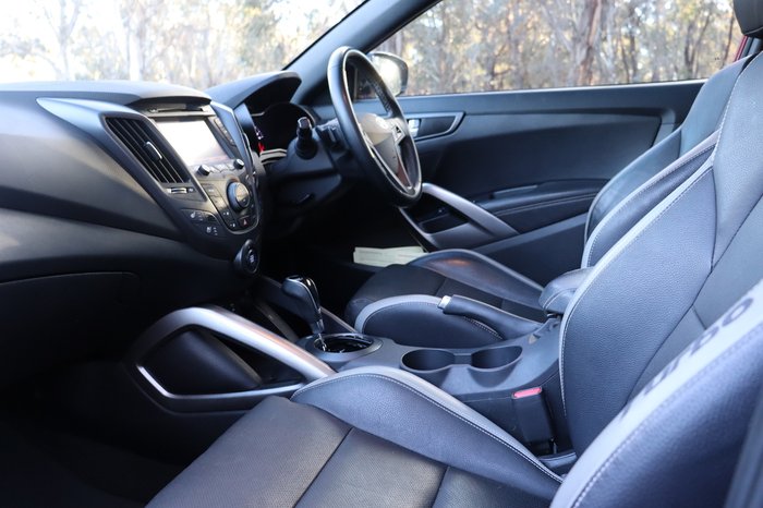 2016 Hyundai Veloster SR Turbo