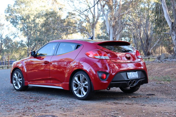 2016 Hyundai Veloster SR Turbo