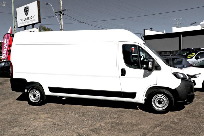 2025 Peugeot Boxer