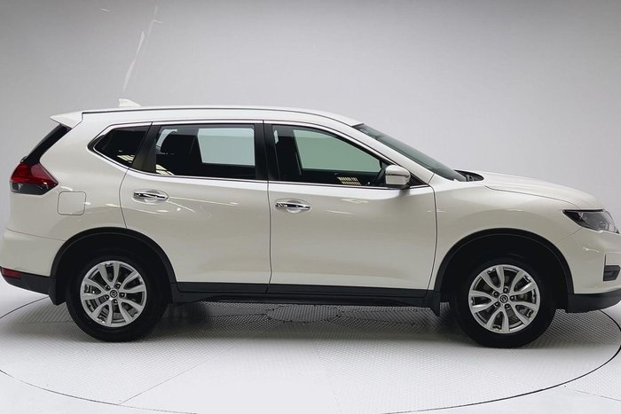 2021 Nissan X-TRAIL ST