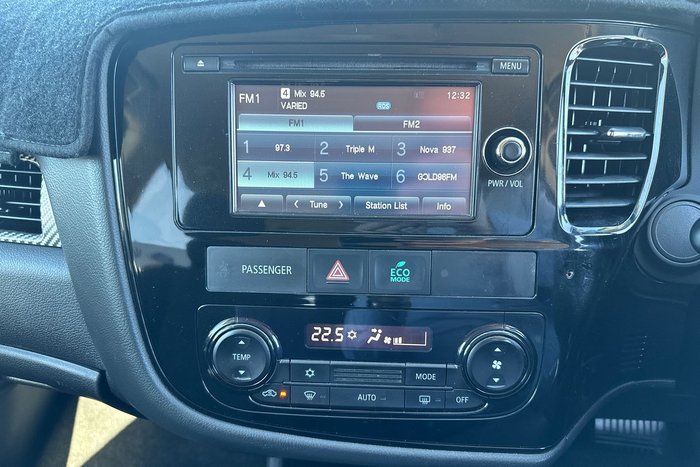 2016 Mitsubishi Outlander LS