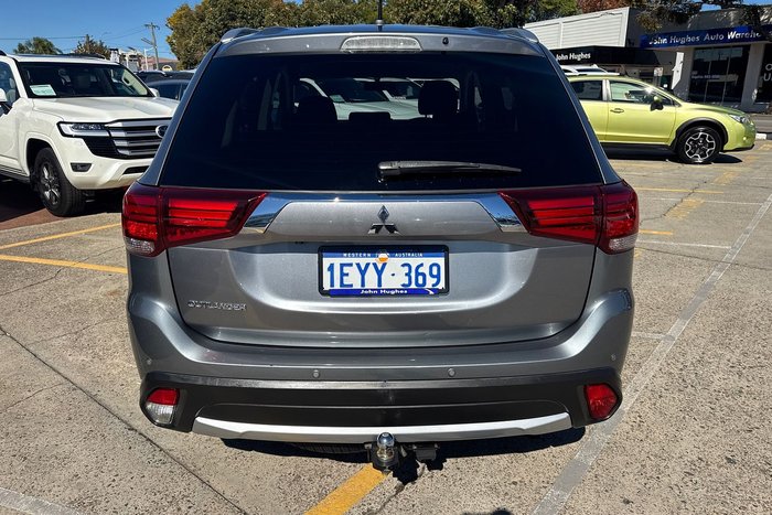 2016 Mitsubishi Outlander LS