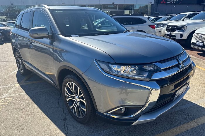 2016 Mitsubishi Outlander LS