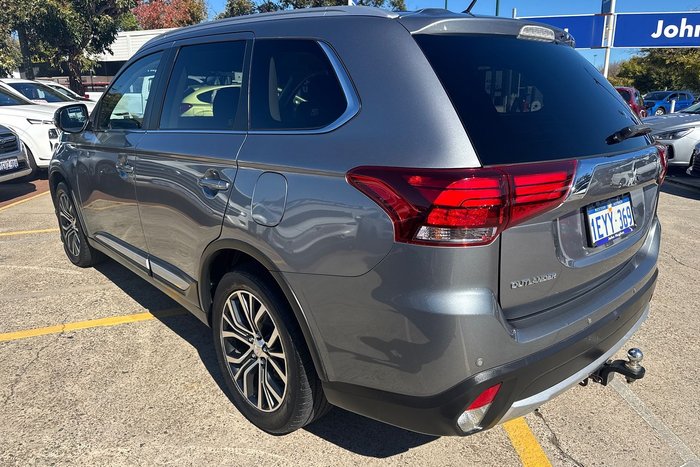 2016 Mitsubishi Outlander LS