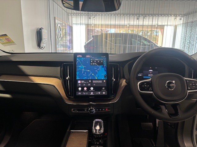 2026 VOLVO XC60 ULTRA