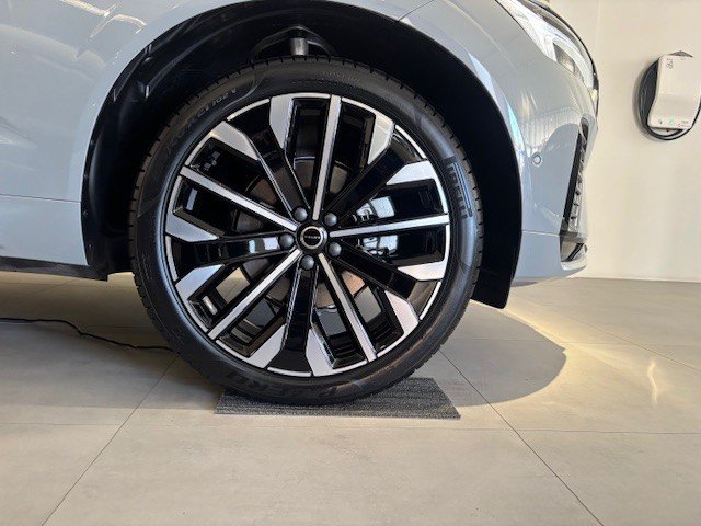 2026 VOLVO XC60 ULTRA