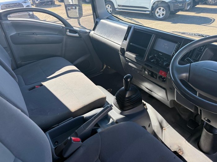 2014 Isuzu N Series NPR 300