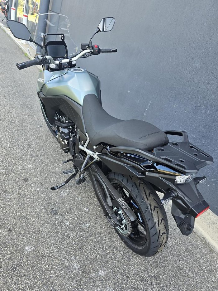 2024 Suzuki V-Strom 800 V-Strom Green