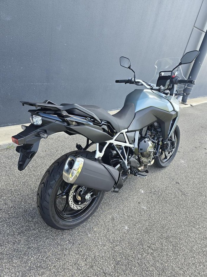 2024 Suzuki V-Strom 800 V-Strom Green