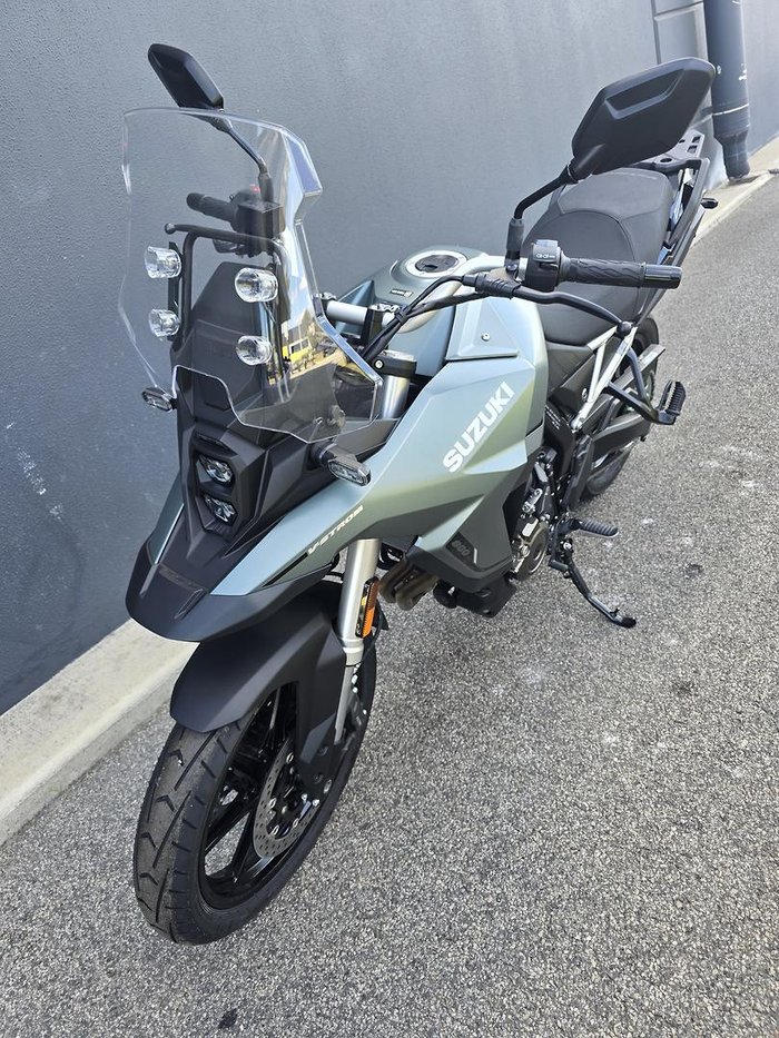 2024 Suzuki V-Strom 800 V-Strom Green