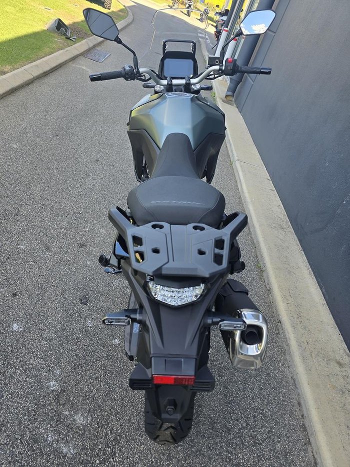 2024 Suzuki V-Strom 800 V-Strom Green