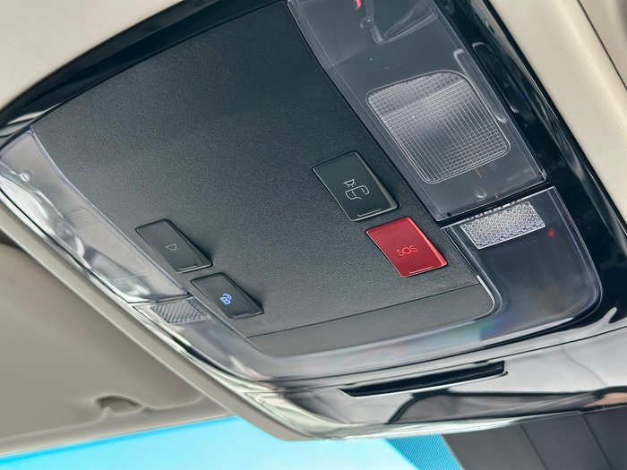 2026 Hyundai STARIA LOAD