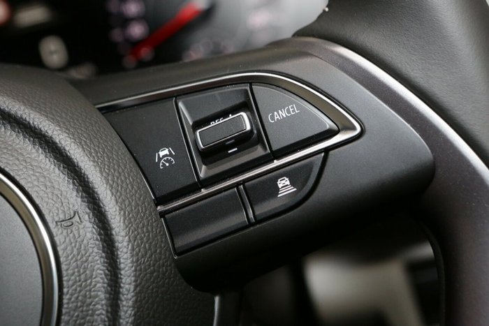 2025 Suzuki Swift Hybrid Plus