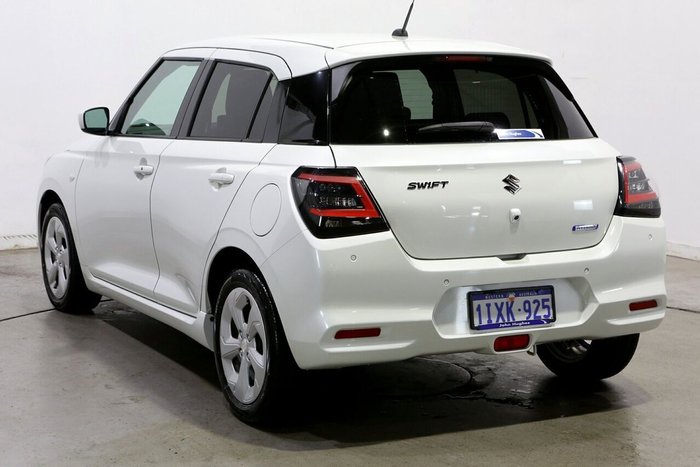 2025 Suzuki Swift Hybrid Plus