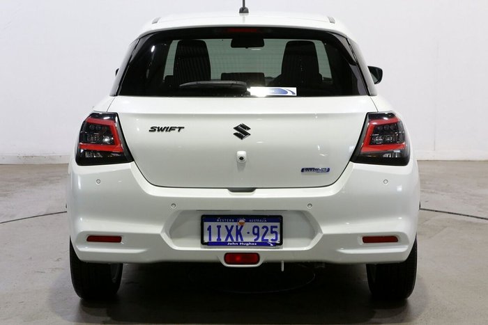2025 Suzuki Swift Hybrid Plus