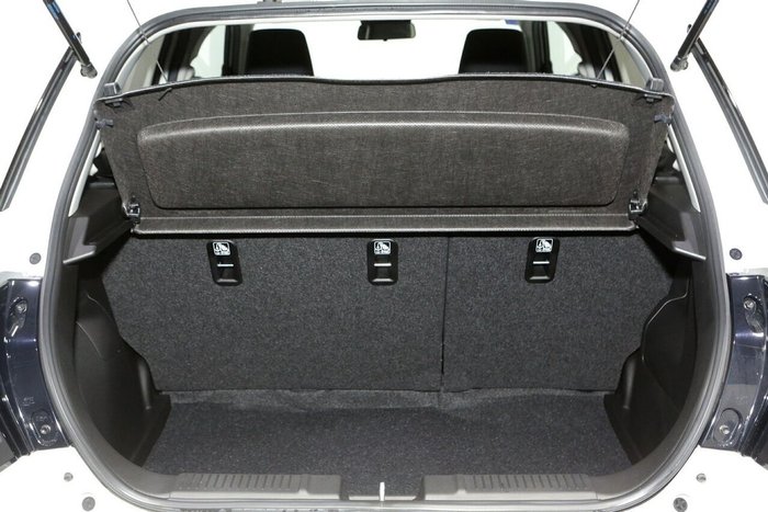 2025 Suzuki Swift Hybrid Plus