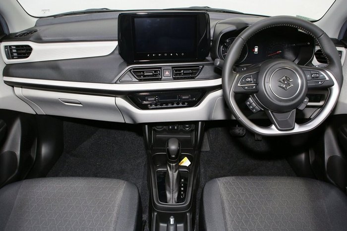 2025 Suzuki Swift Hybrid Plus