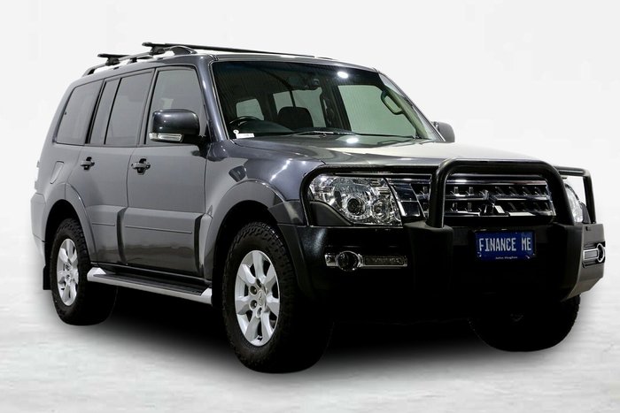 2020 Mitsubishi Pajero