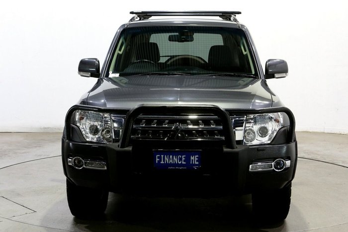 2020 Mitsubishi Pajero GLX