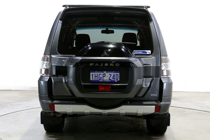 2020 Mitsubishi Pajero GLX