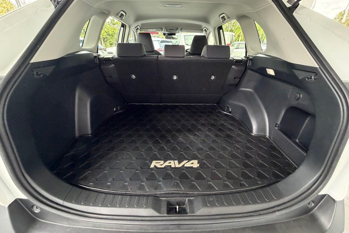 2022 Toyota RAV4 GX