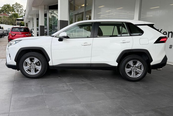2022 Toyota RAV4 GX