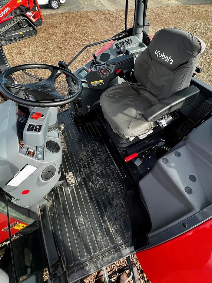 2022 Kubota M135gx