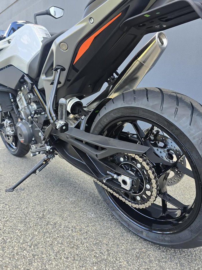 2024 KTM 790 Duke Duke Grey