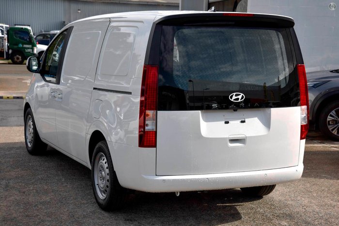 2026 Hyundai STARIA LOAD