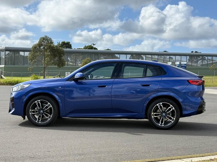 2026 BMW iX2 eDrive20 M Sport