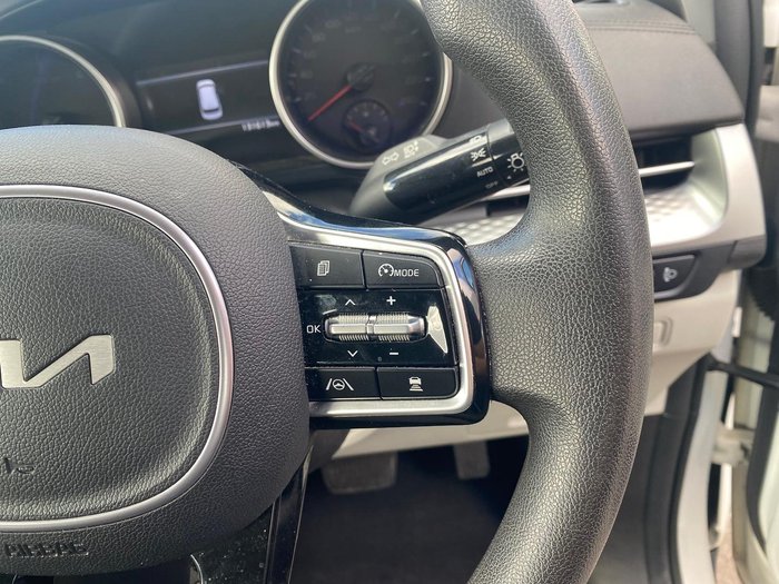 2023 Kia Carnival S