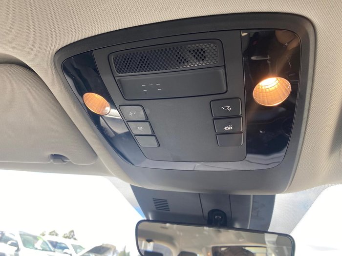 2023 Kia Carnival S