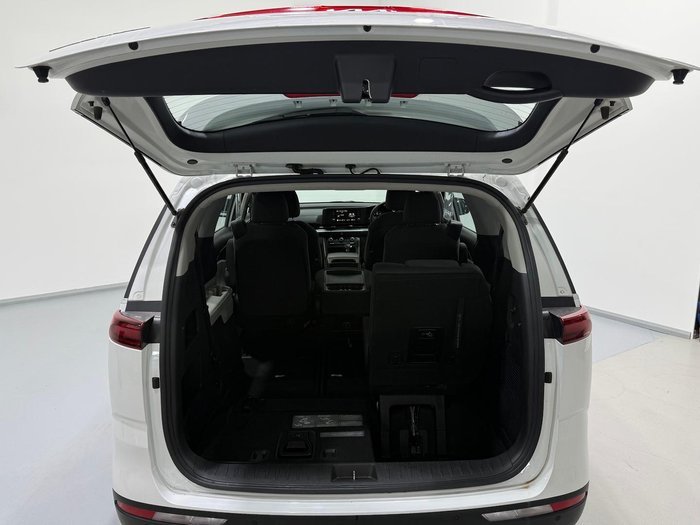 2023 Kia Carnival S