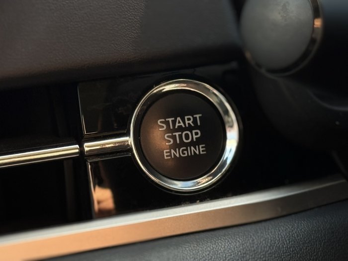 2022 Mitsubishi Outlander LS