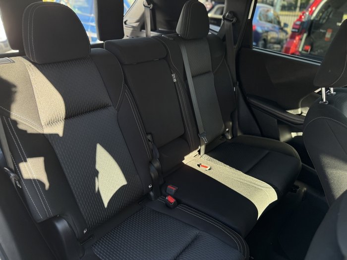 2022 Mitsubishi Outlander LS