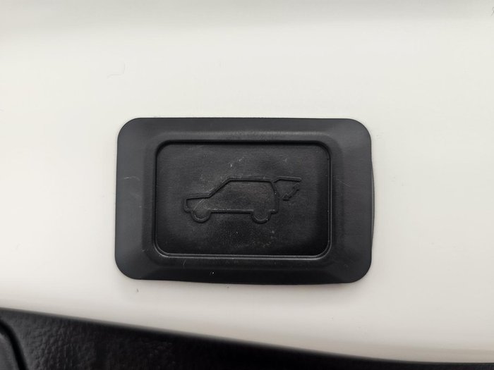 2022 Toyota RAV4 XSE AXAH54R 4X4 On Demand Crystal Pearl