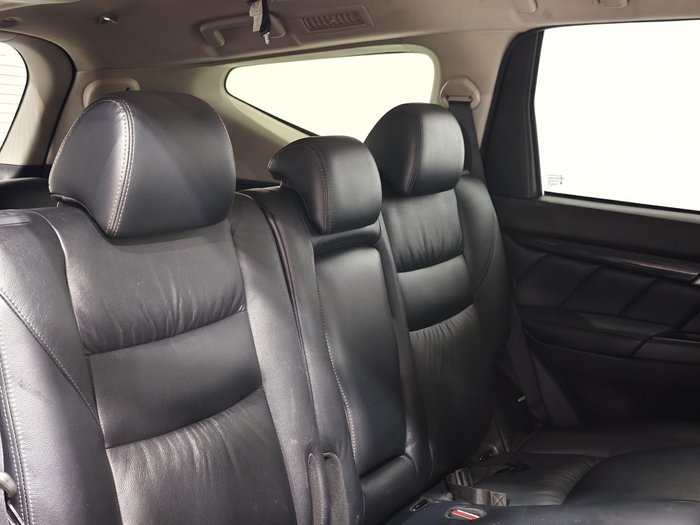 2016 Mitsubishi Pajero Sport GLS